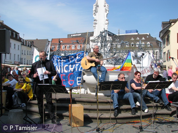 2009-04-11 12-38-19.JPG - Ostermarsch 2009 in SB